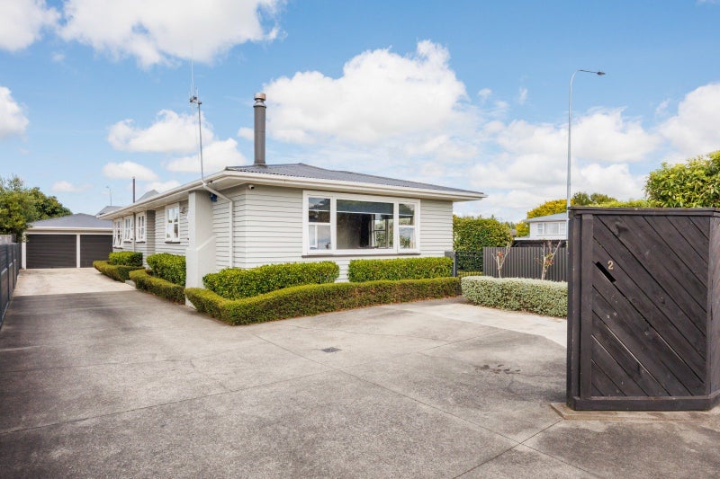 2 Anzio Place, Awapuni, Palmerston North - Carousel 35