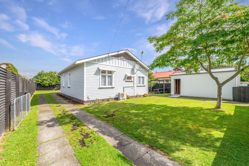 20 Talbot Street, Whanganui East, Whanganui - Carousel 1