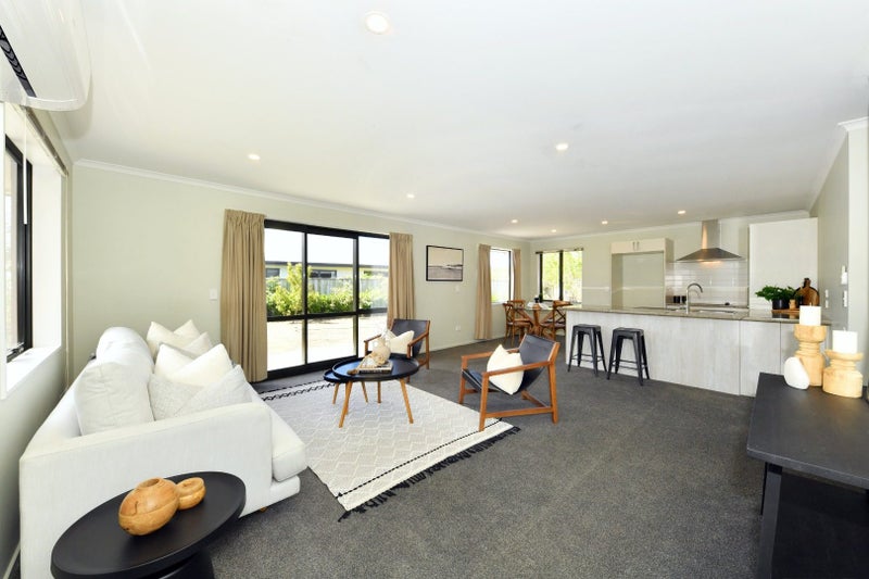 100 Infinity Drive, Pegasus, Pegasus - Carousel 2