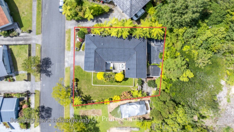 18 Dalton Grove, Stokes Valley, Lower Hutt - Carousel 32