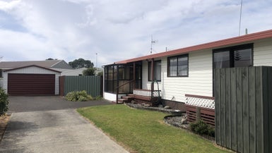 8 Marwood Place, Mount Maunganui, Mount Maunganui - Carousel 1