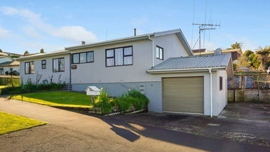 39 Dinsdale Road, Dinsdale, Hamilton - Carousel 1