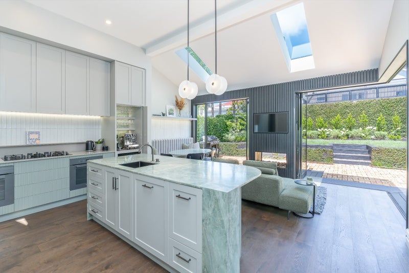 42 First avenue, Kingsland, Auckland - Carousel 2