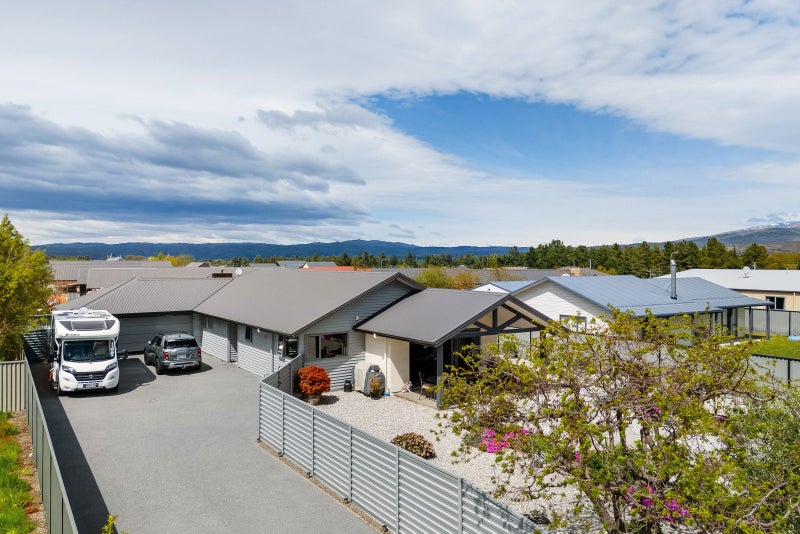 11 Gye Street, Clyde, Clyde - Carousel 1
