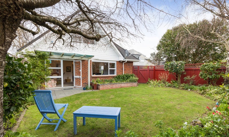 104A Russell Street, Palmerston North, Palmerston North - Carousel 1