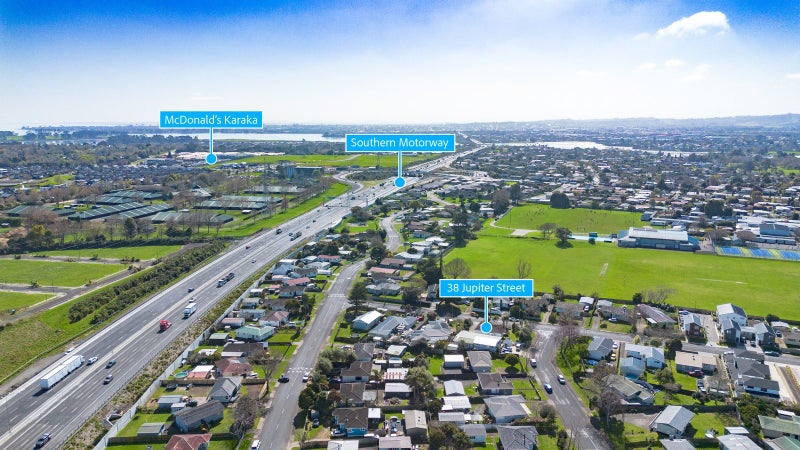 38 Jupiter Street, Papakura, Papakura, Auckland - Carousel 14