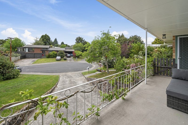 11 Garden Place, Hillcrest, Rotorua - Carousel 2
