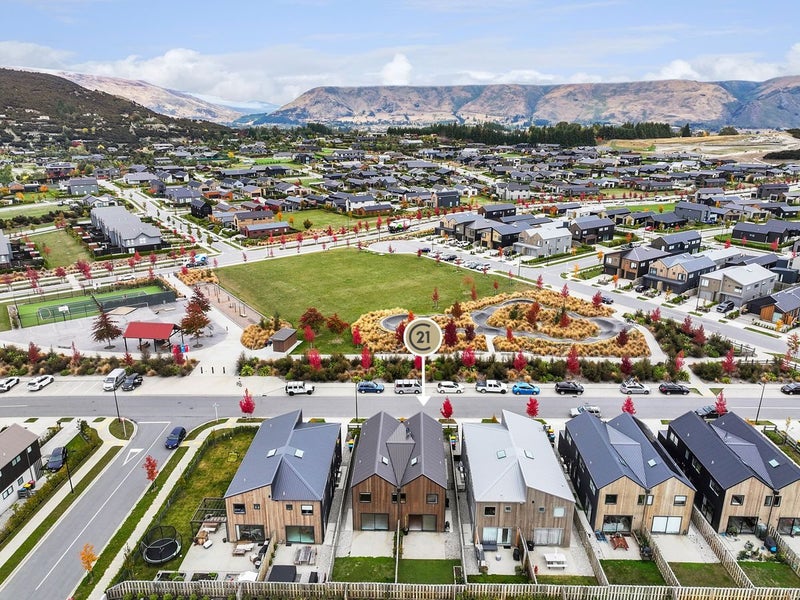 18 Glenavon Green, Wanaka - Carousel 18