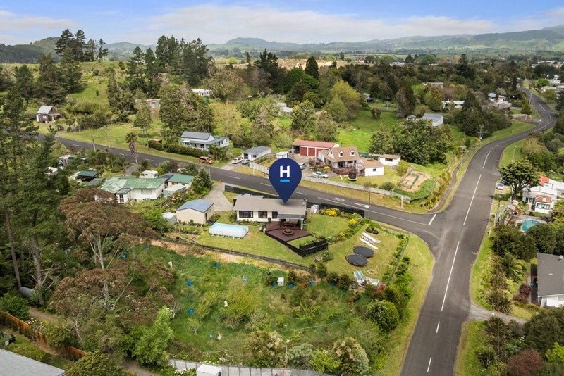 2 Cambridge Road, Waihi, Waihi - Carousel 1