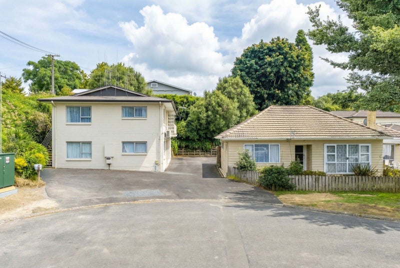 6 Teddy Street, Whitiora, Hamilton, Waikato - Carousel 1
