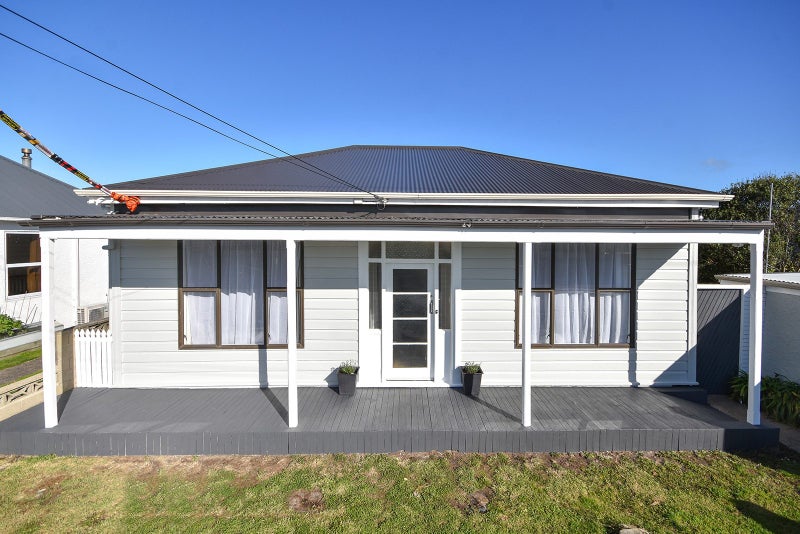 76 Moreau Street, Saint Kilda, Dunedin - Carousel 1