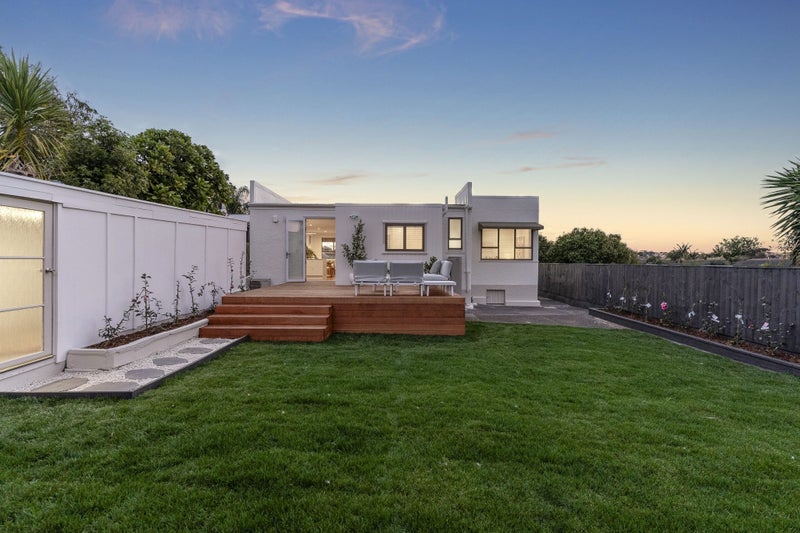1/47 Ballarat Street, Mount Wellington, Auckland - Carousel 2