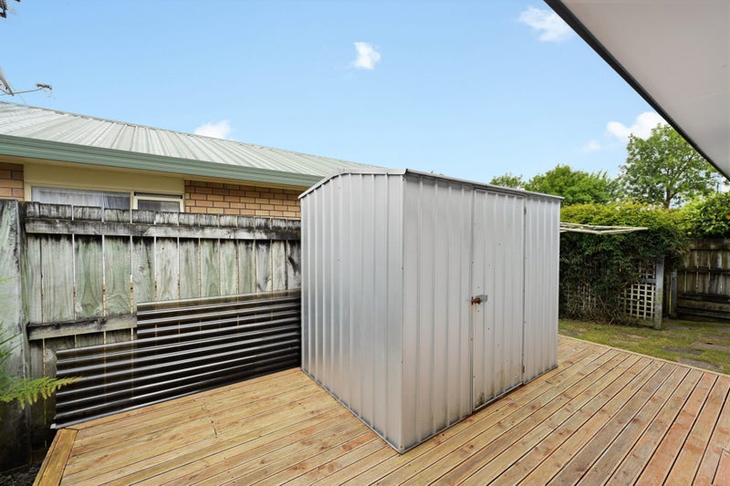 37 Bouverie Crescent, Flagstaff, Hamilton - Carousel 24