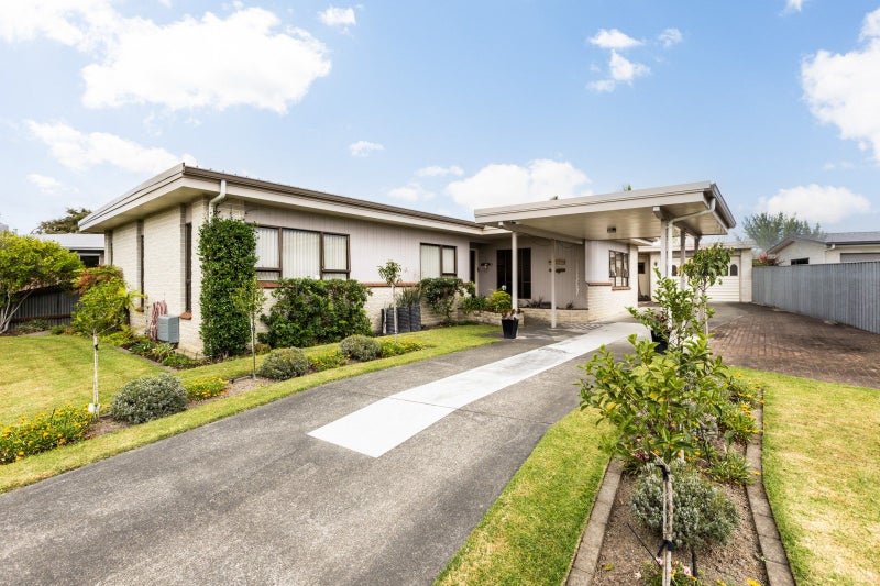 34 York Avenue, Tamatea, Napier - Carousel 1