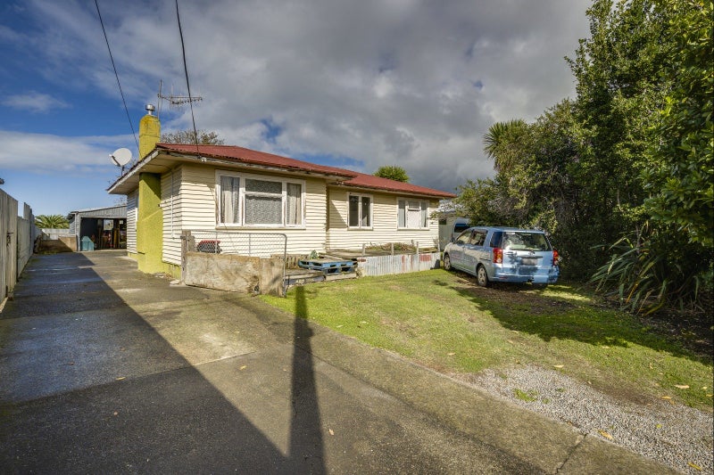 19 Masefield Avenue, Maraenui, Napier - Carousel 1
