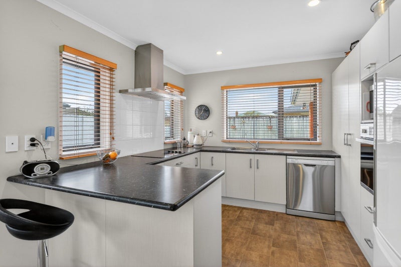 19 Landmark Court, Huntington, Hamilton - Carousel 2