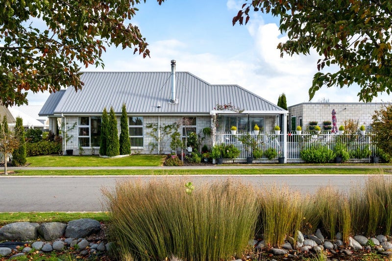 11 Ashdown Way, Rolleston, Rolleston - Carousel 1