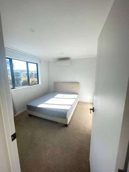 1/4 Anne Road, Hillcrest, Auckland - Carousel 8