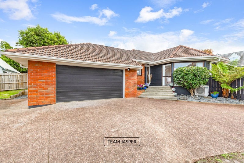 2/190 Norman Lesser Drive, St Johns, Auckland - Carousel 1