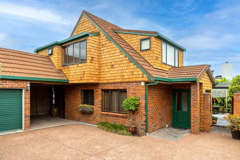 15A Tuhimata Street, St Heliers, Auckland - Carousel 1