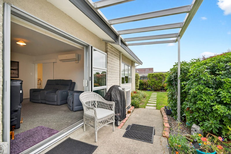 35 Oak Street, Masterton, Masterton - Carousel 2