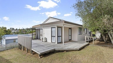 208 Solar Road, Glen Eden, Auckland - Carousel 1