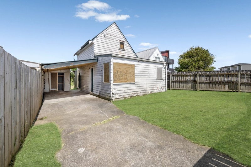 3/10 Glenora Road, Takanini, Auckland - Carousel 1