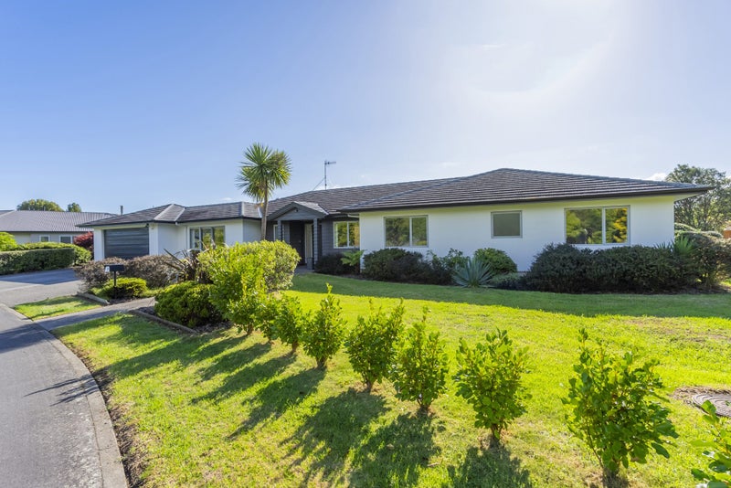 5 Moss Lane, Raumati Beach, Paraparaumu - Carousel 1