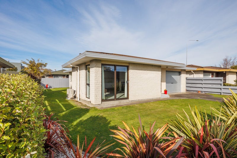2B Droylsden Place, Palmerston North, Palmerston North - Carousel 12