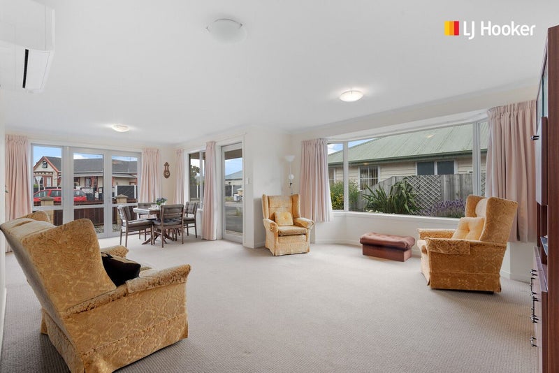 19A Queens Drive, Saint Kilda, Dunedin - Carousel 2