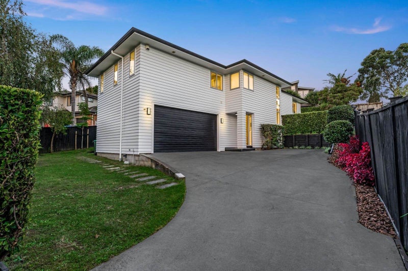 66A Castledine Crescent, Glen Innes, Auckland - Carousel 1