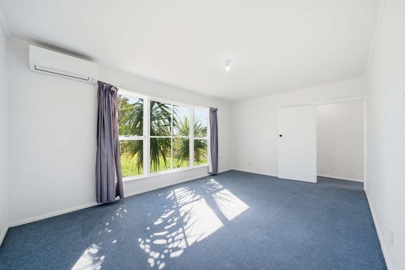 52/50 Cameron Crescent, Masterton - Carousel 2