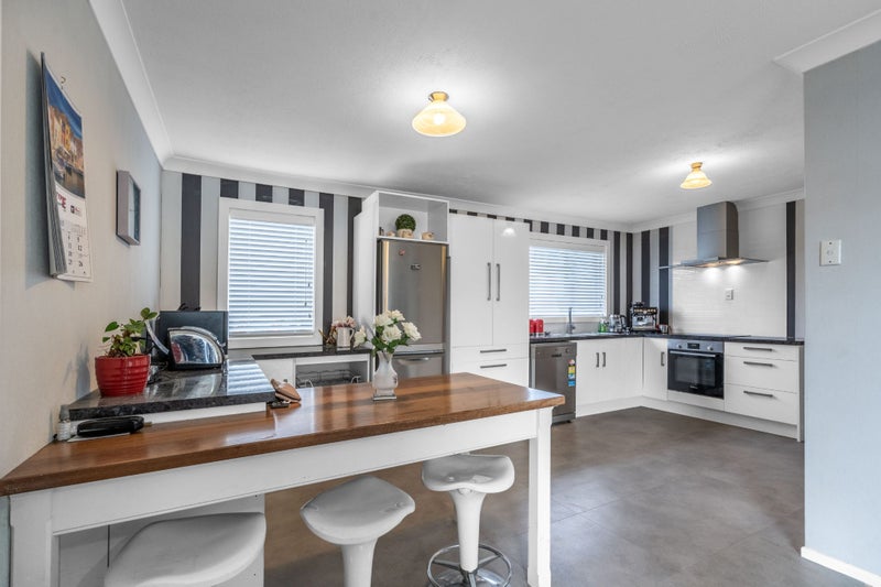 77 Stobo Street, Grasmere, Invercargill - Carousel 2