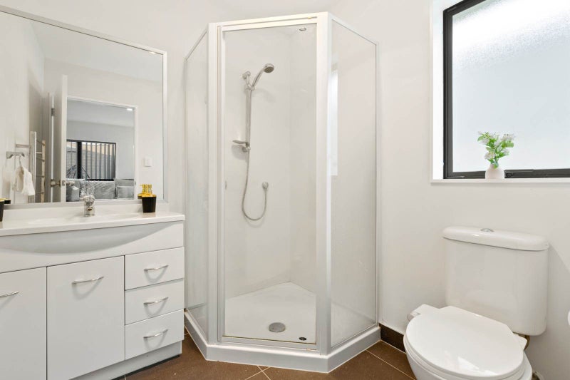 14 Kotuku Crescent, Takanini, Auckland - Carousel 13