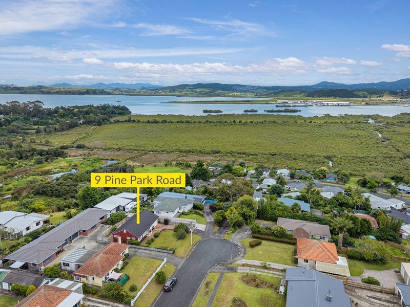 9 Pine Park Road, Onerahi, Whangarei - Carousel 2