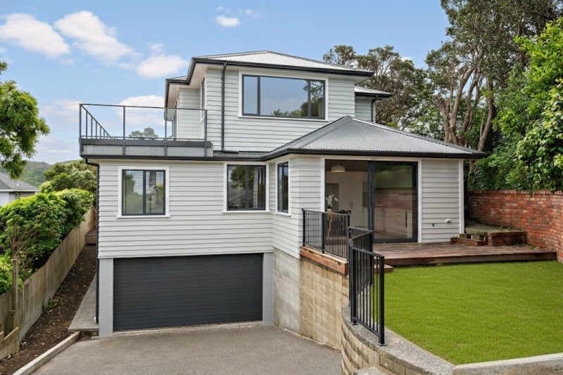 3 Himalaya Crescent, Khandallah, Wellington - Carousel 1