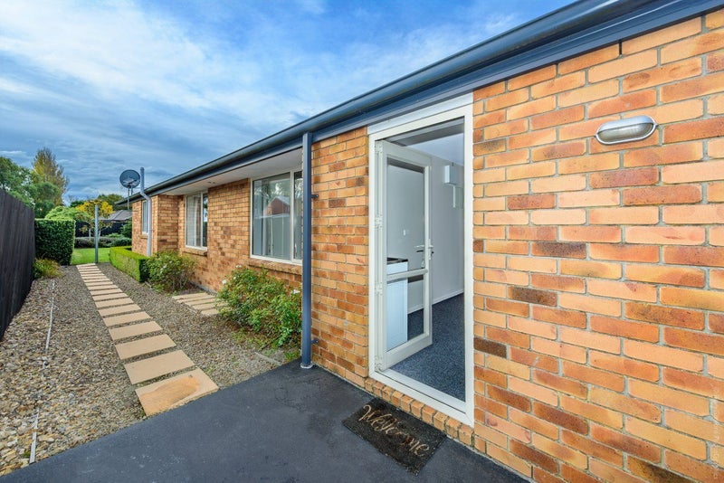 12 Catkins Lane, Mairehau, Christchurch - Carousel 32