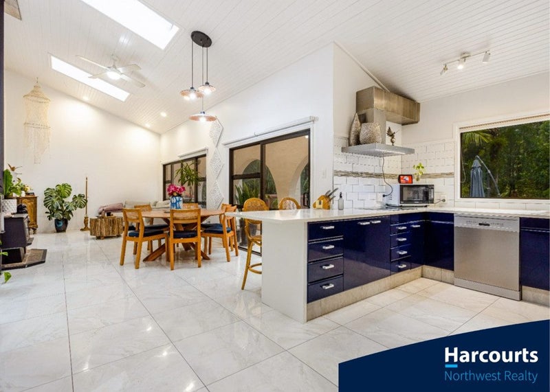 719 Scenic Drive, Henderson Valley, Waitakere City, Auckland - Carousel 2