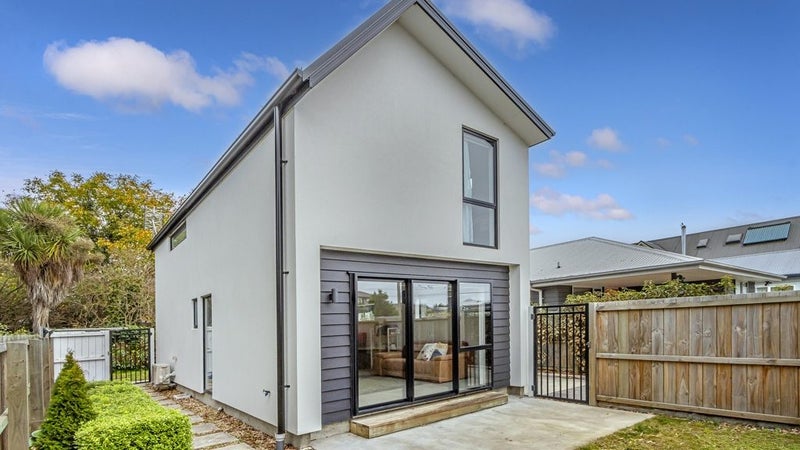 2/32 Vogel Street, Richmond, Christchurch - Carousel 1