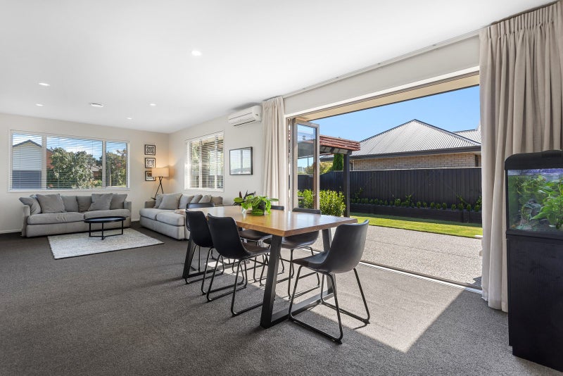 15 Melville Crescent, Rolleston, Rolleston - Carousel 2