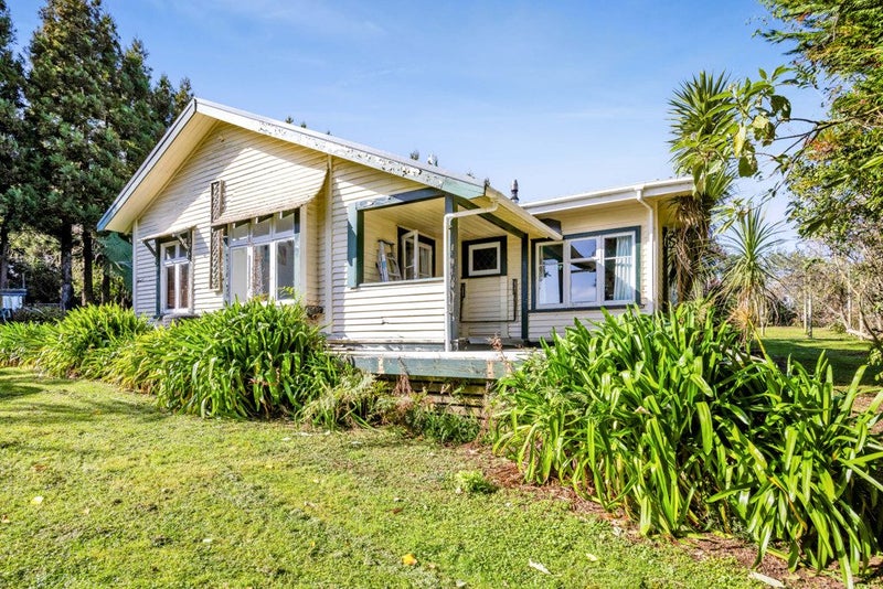 150 Ackworth Road, Lepperton, New Plymouth - Carousel 2