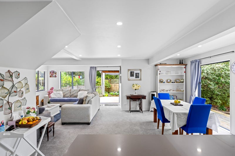 28 Donald Street, Stanmore Bay, Whangaparaoa - Carousel 2