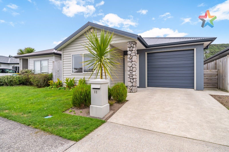 11 Te Toru Street, Taita, Lower Hutt - Carousel 1