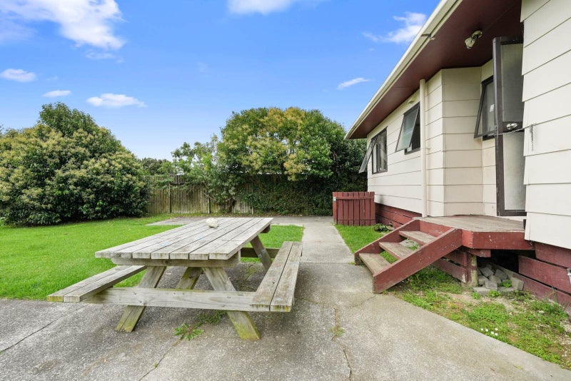 92 Shifnal Drive, Randwick Park, Auckland - Carousel 21