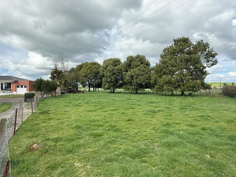93 State Highway 5, Tirau - Carousel 2