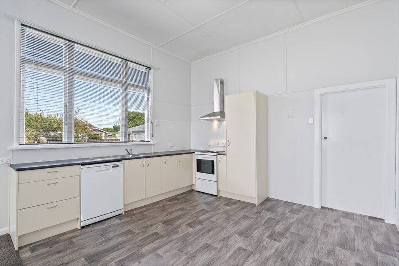 265 Nelson Street, Strathern, Invercargill - Carousel 2