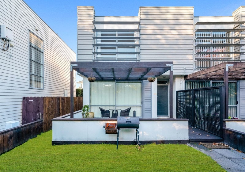 29 Kauri Drive, Takanini, Auckland - Carousel 1