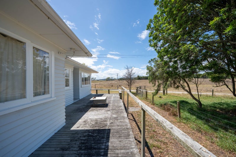 880 Okahukura Road, Wellsford - Carousel 2