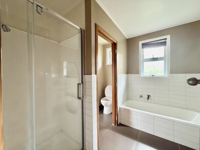 36 Ferguson Street, Manurewa East, Auckland - Carousel 11