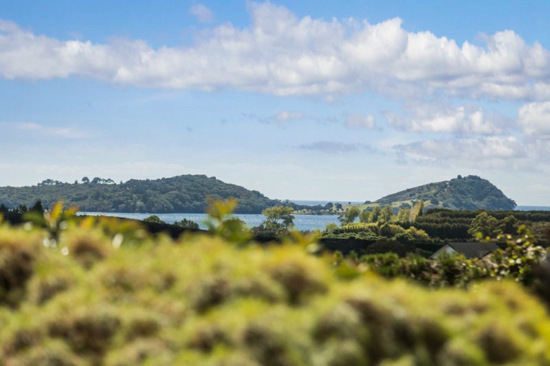 63 Ongare Point Road, Tahawai, Katikati - Carousel 2